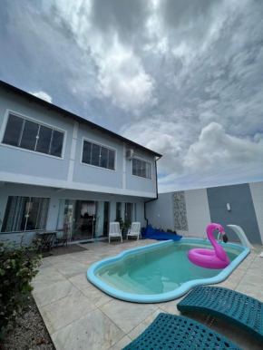 Casa com Piscina temporada